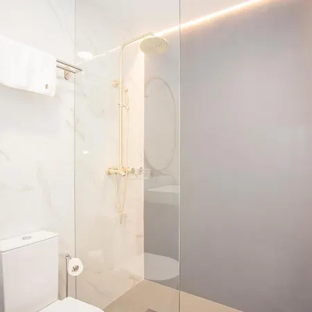 Liiiving In - Ribeira Riverside Apartment *