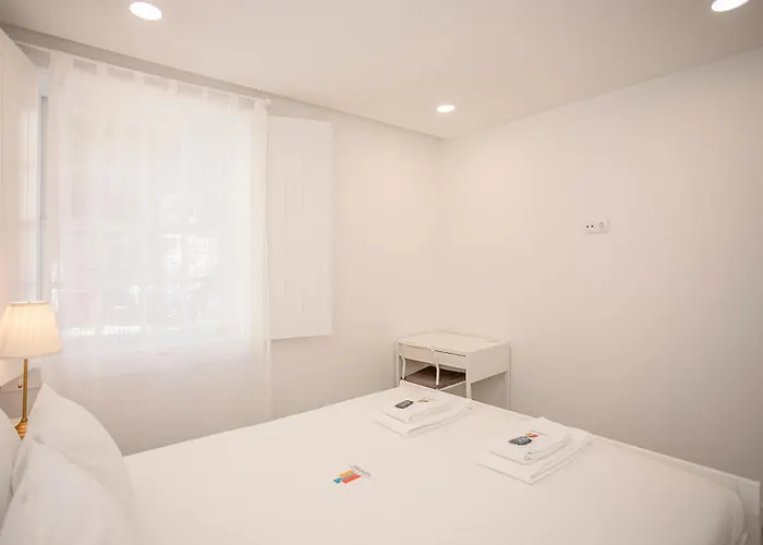 Apartament Liiiving In - Ribeira Riverside Porto