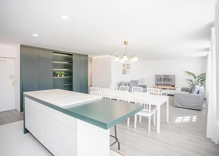 Liiiving In - Ribeira Riverside *