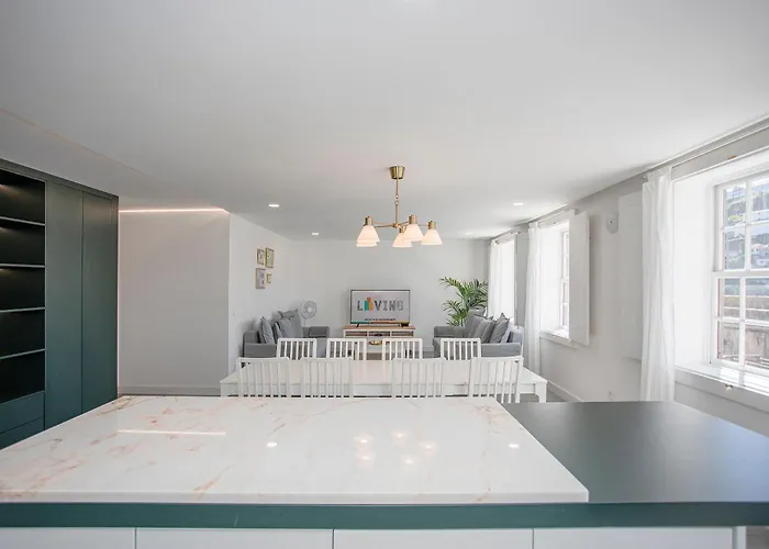 Liiiving In - Ribeira Riverside Apartamento Oporto