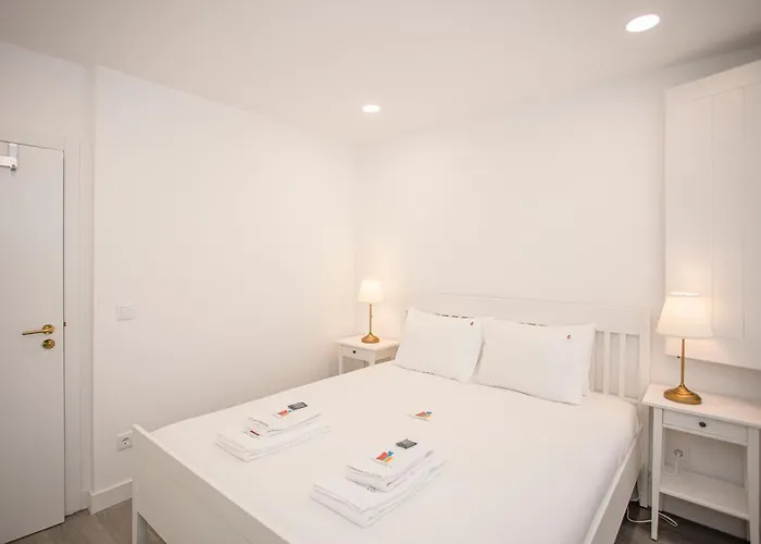 Liiiving In - Ribeira Riverside Apartamento Oporto