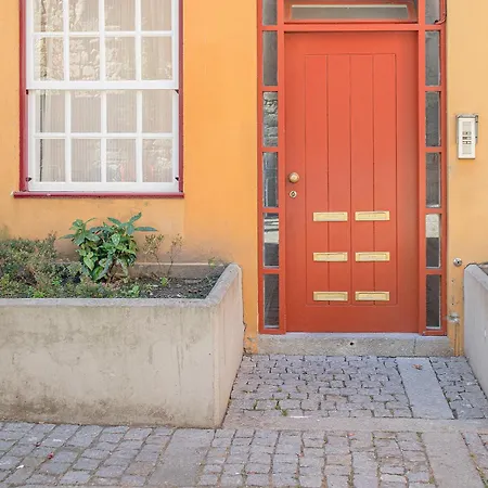 Liiiving In - Ribeira Riverside * 포르투