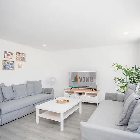 Liiiving In - Ribeira Riverside