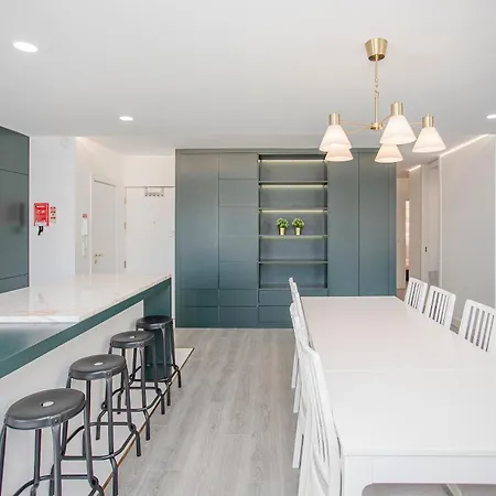 Liiiving In - Ribeira Riverside