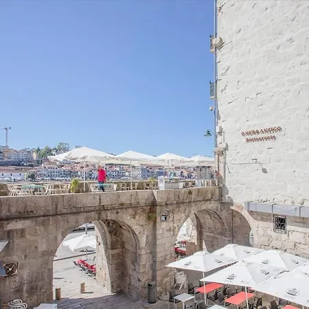 Liiiving In - Ribeira Riverside Appartement Porto
