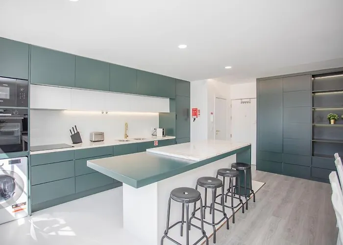 Liiiving In - Ribeira Riverside דירה *